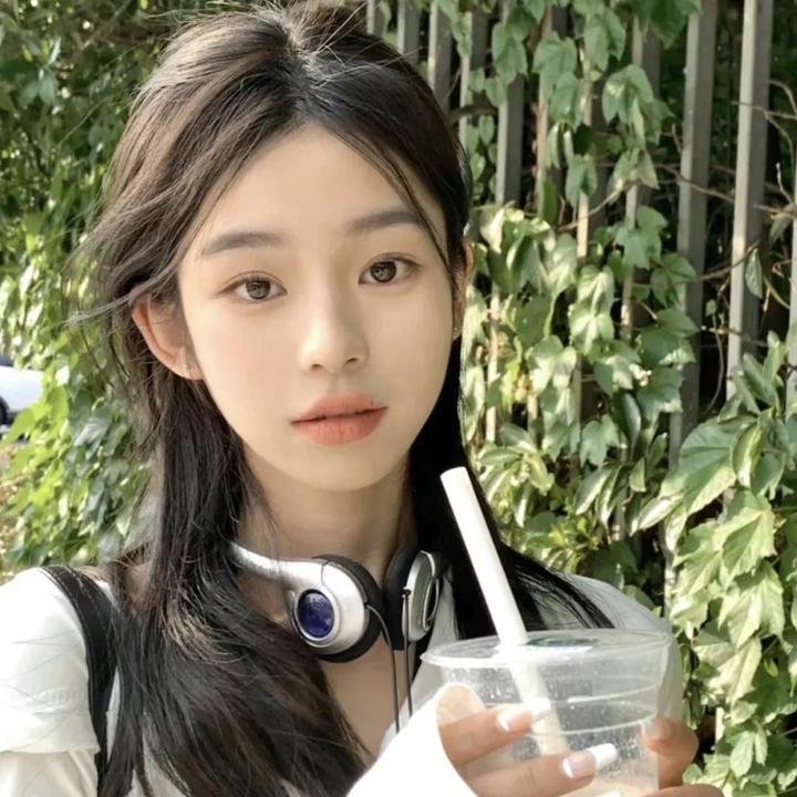 魔法少女欧拉：学校的秘密